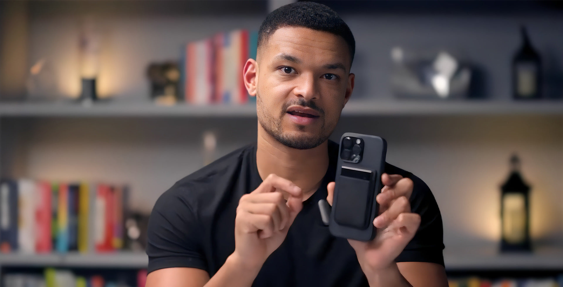 <div class="fs-custom subheading-style" style="--font-size:64;--font-size-m:40;max-width:600px;">Convierte las reuniones en <strong>Activos Estratégicos</strong>
</div>